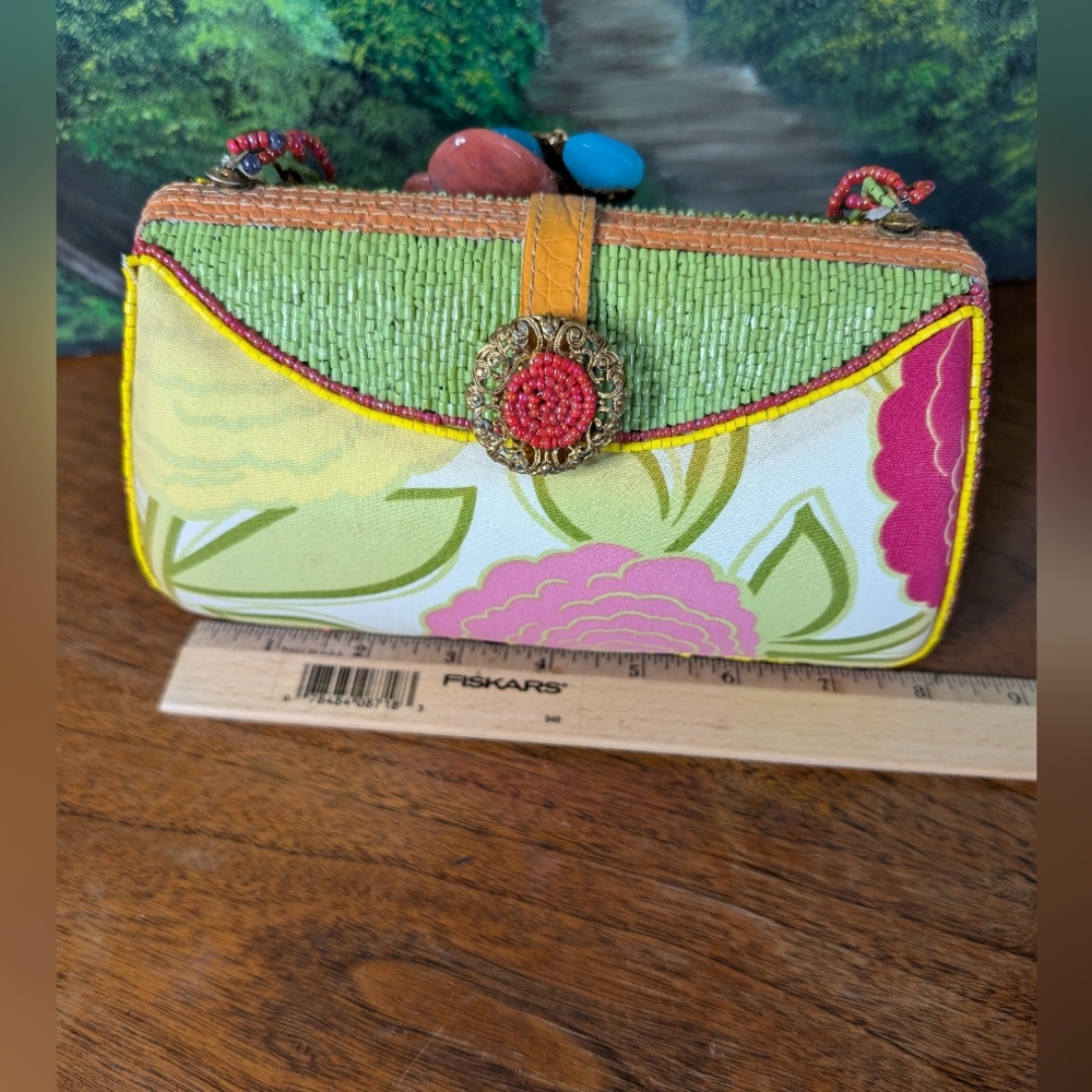 Mary Frances beaded Purse With Duster - Picture 10 of 15